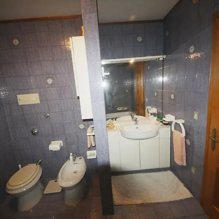 Ferienhaus Accogliente Villetta In Centro